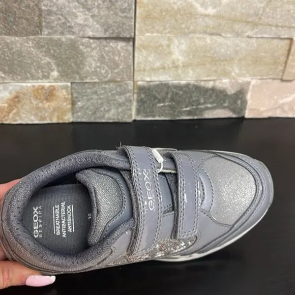 🎁 Geox Kids Girl's J Shuttle G.A Sneakers