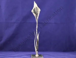 Calla Lily Devotion Table Top Sculpture
