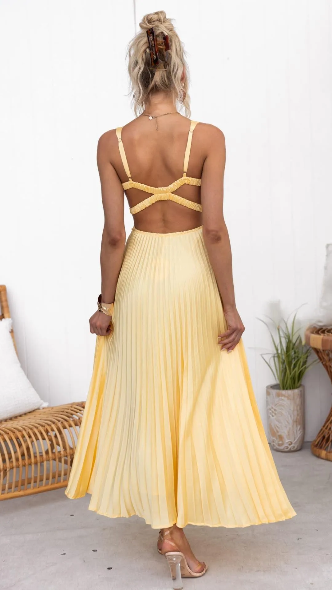 CHERRY - ELEGANT PLEATED MAXI DRESS