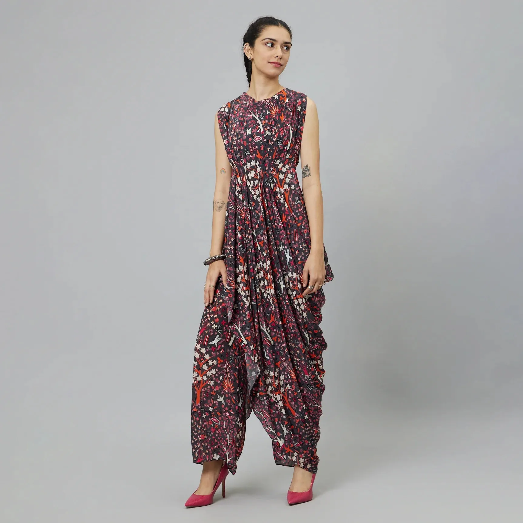 CONCRETE JUNGLE PRINT CROP TOP WITH ATTACHED DRAPE WITH PANTS