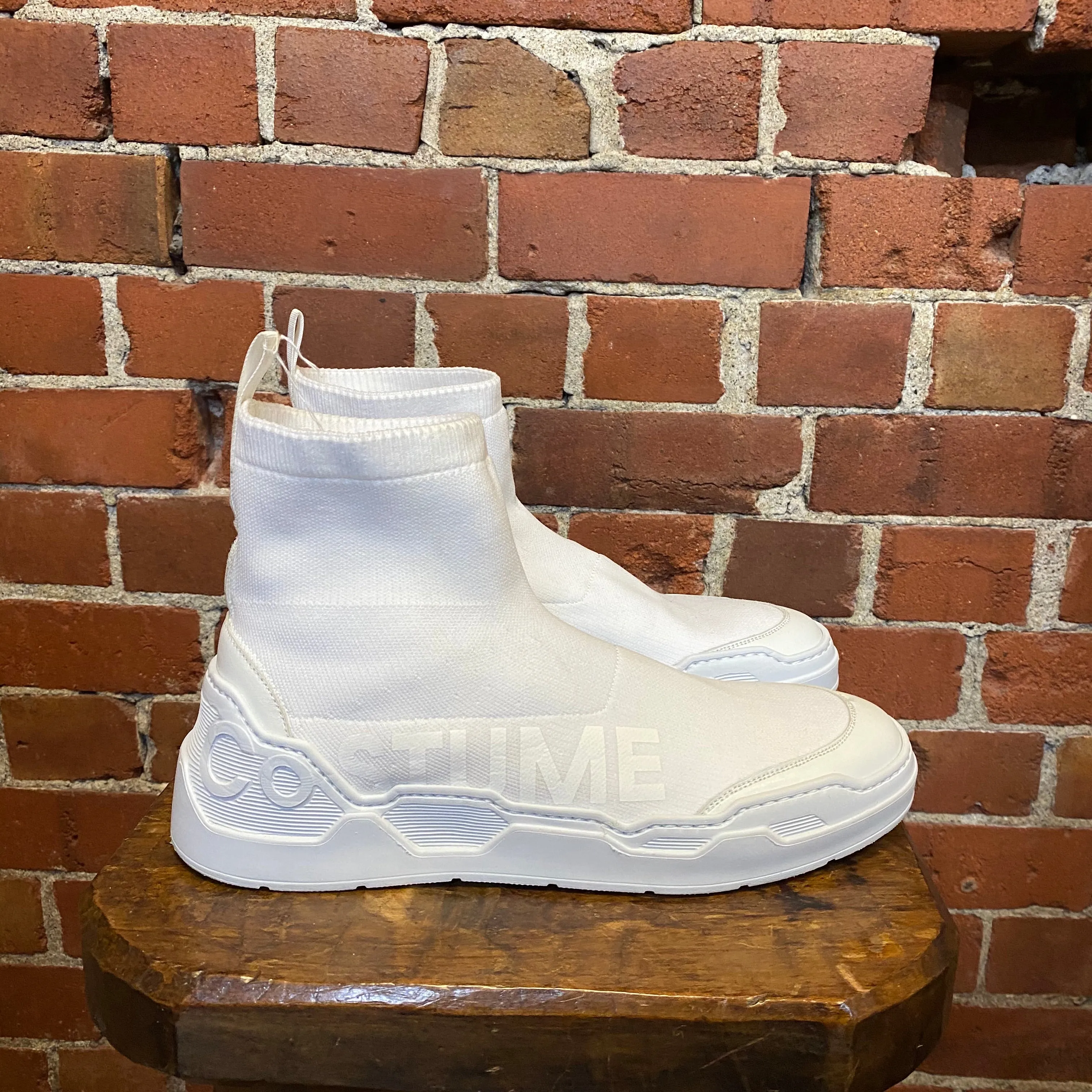 COSTUME NATIONAL sneakers 42