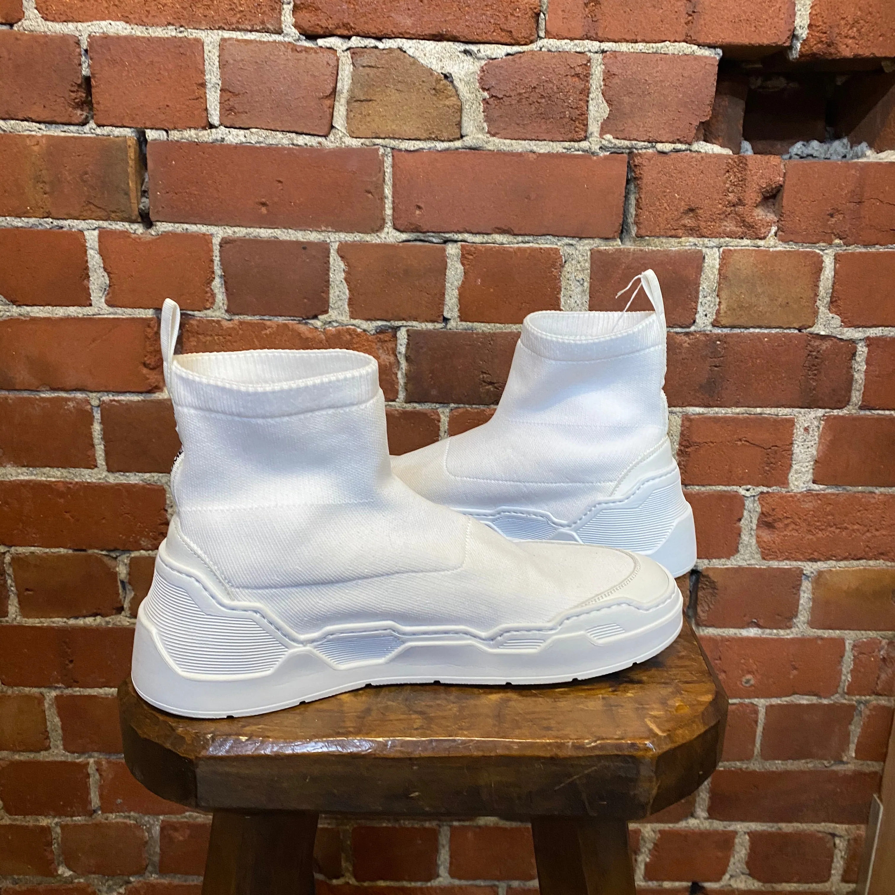 COSTUME NATIONAL sneakers 42