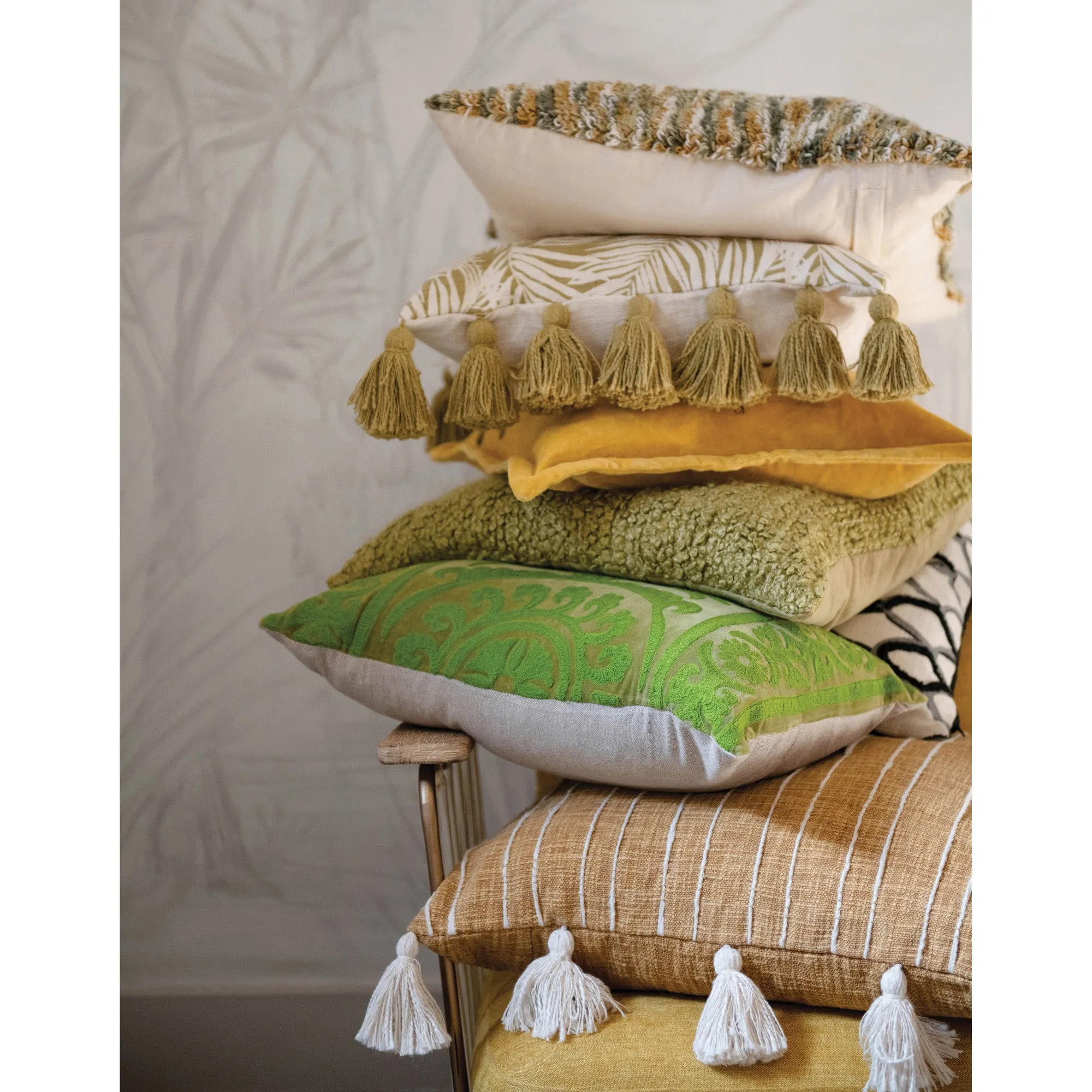 GOLDEN STRIPES COTTON TASSEL PILLOW