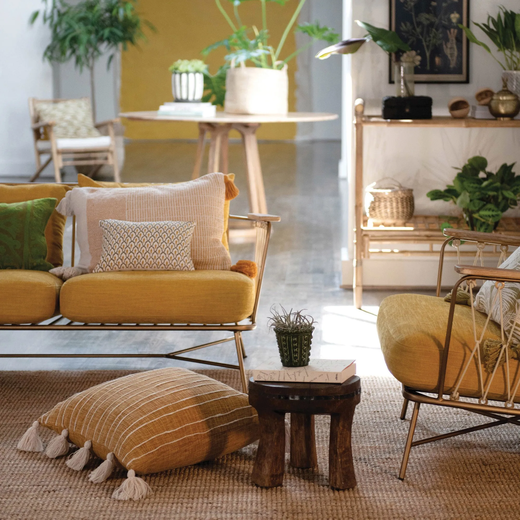 GOLDEN STRIPES COTTON TASSEL PILLOW