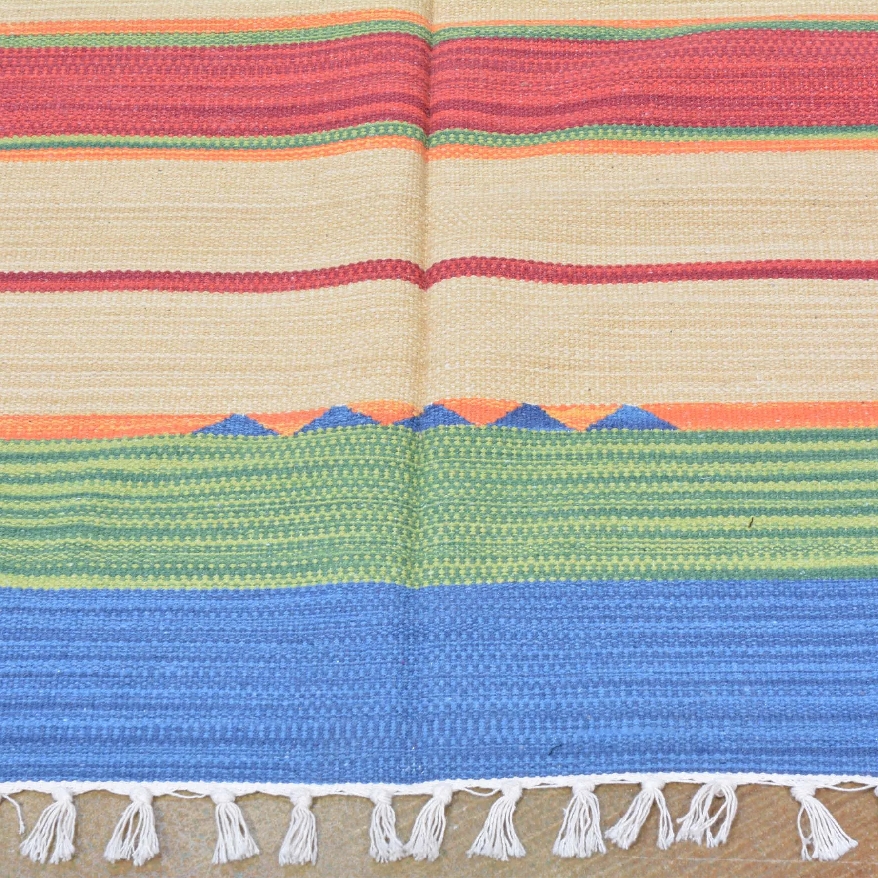 Hand-Woven Cotton Durrie Reversible Handmade Rug (Size 5.1 X 7.5) Brrsf-1110