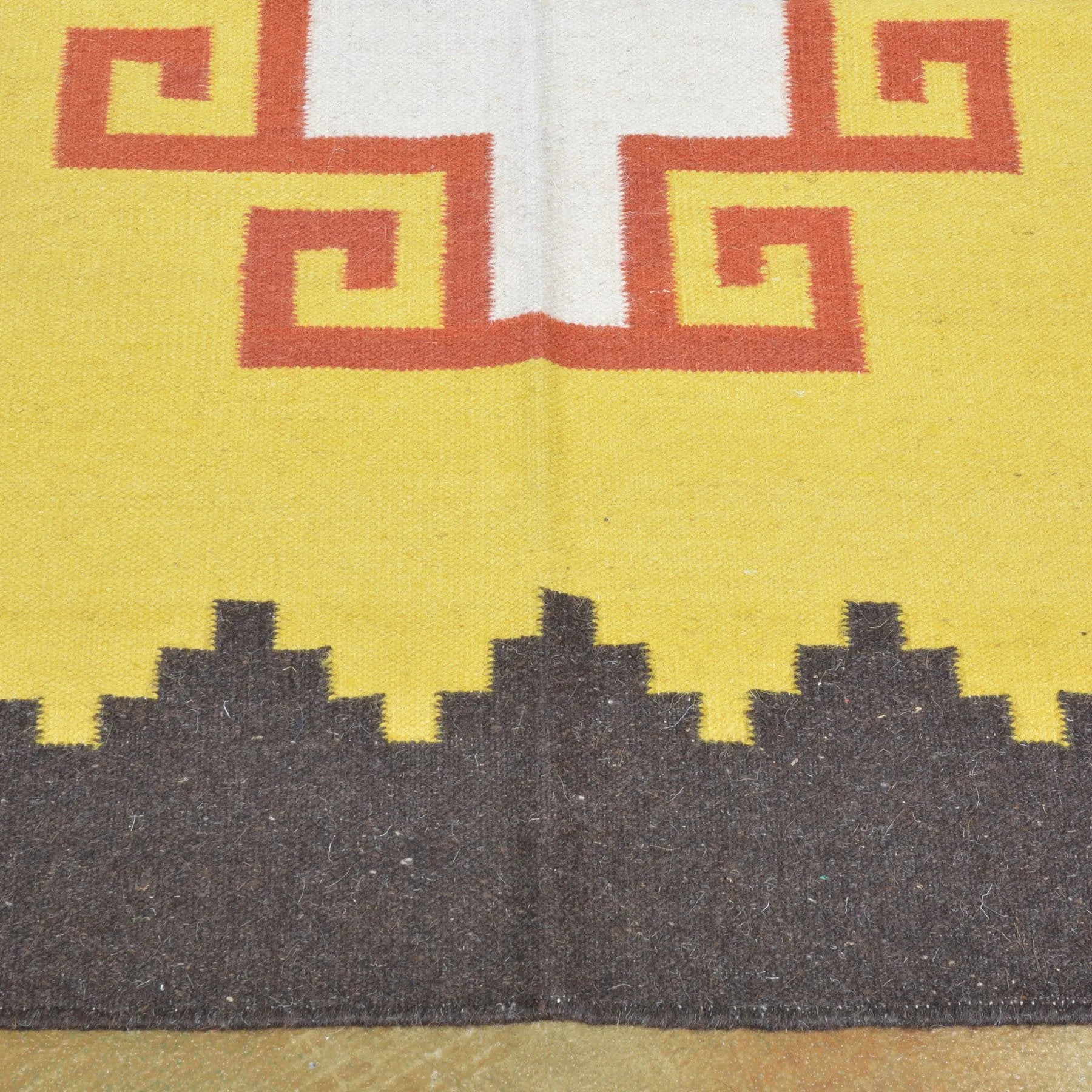 Hand-Woven Oriental Southwestern Design Kilim Wool Rug (Size 6.1 X 9.0) Cwral-4083