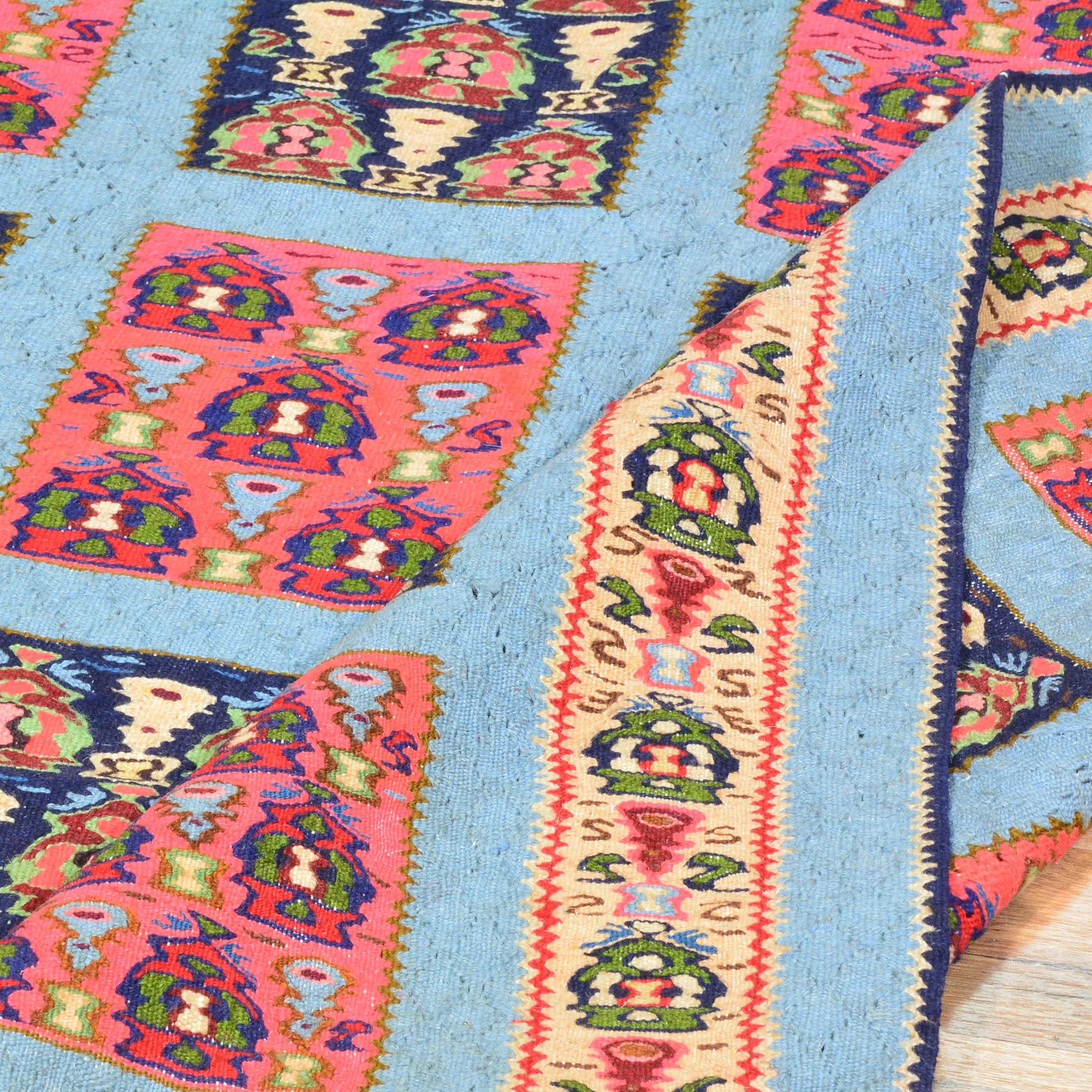 Hand-Woven Persian Sennah Kilim Geometric Design Wool Rug (Size 4.0 X 4.11) Cwral-8592