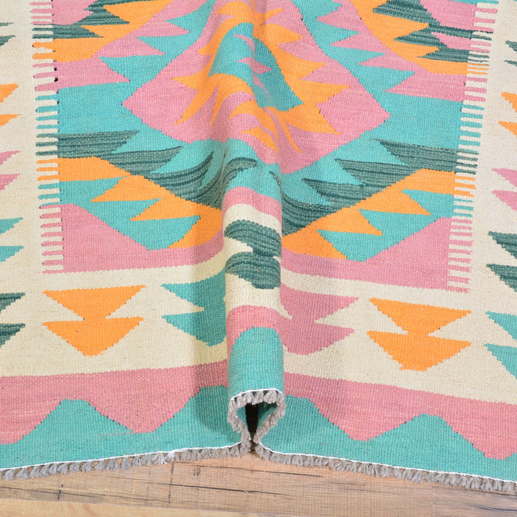 Hand-Woven Reversible Geometric Design 100% Wool Kilim Rug (Size 3.9 X 6.0) Cwral-10878