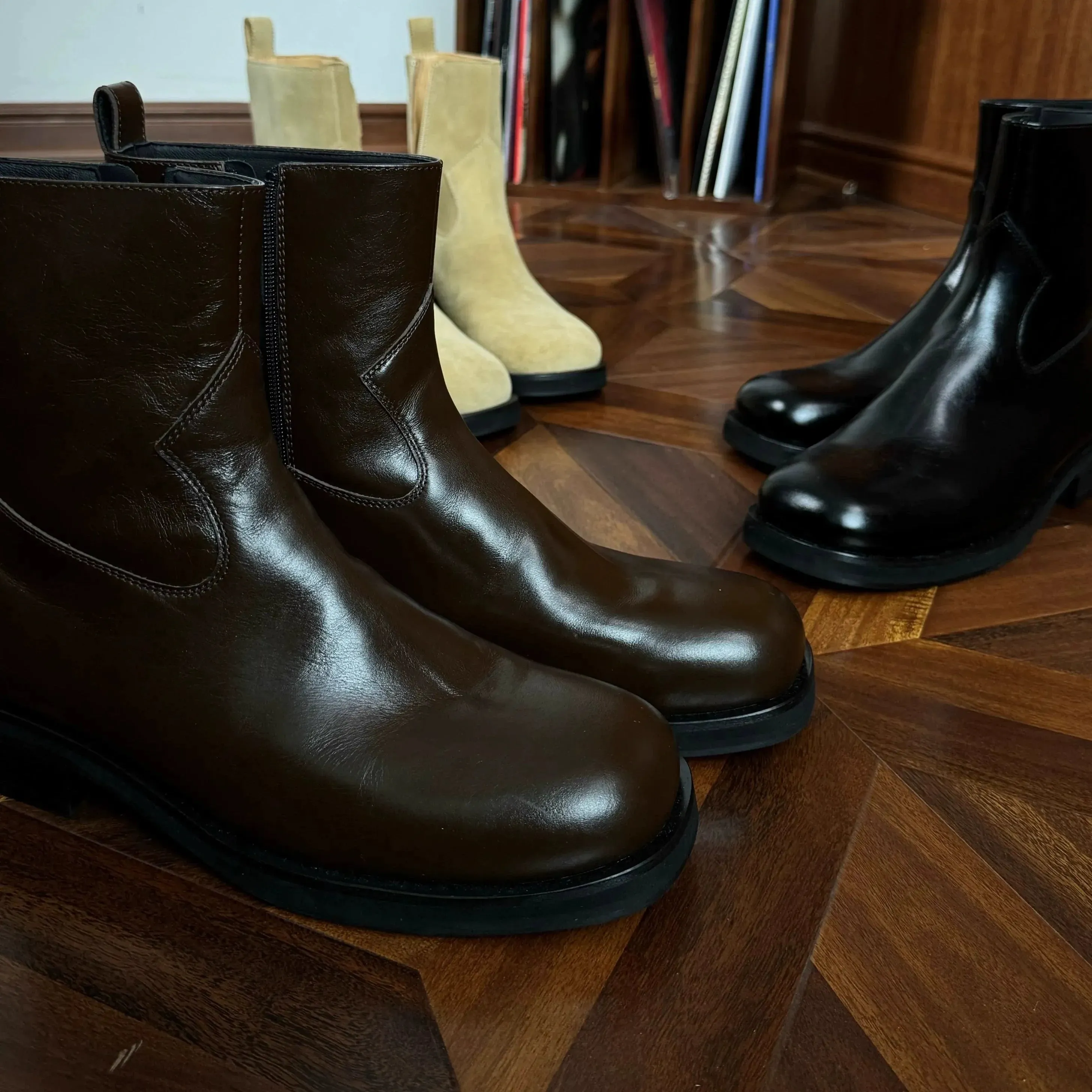 Italian-crafted Chelsea Boots