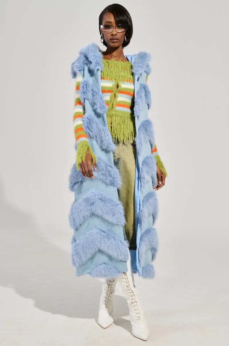 JEMI MIX MATERIAL FAUX FUR VEST IN DENIM