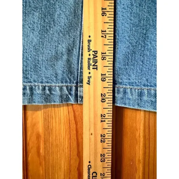 Lauren Jeans Co, Ralph Lauren  10 100% cotton Classic denim skirt preppy