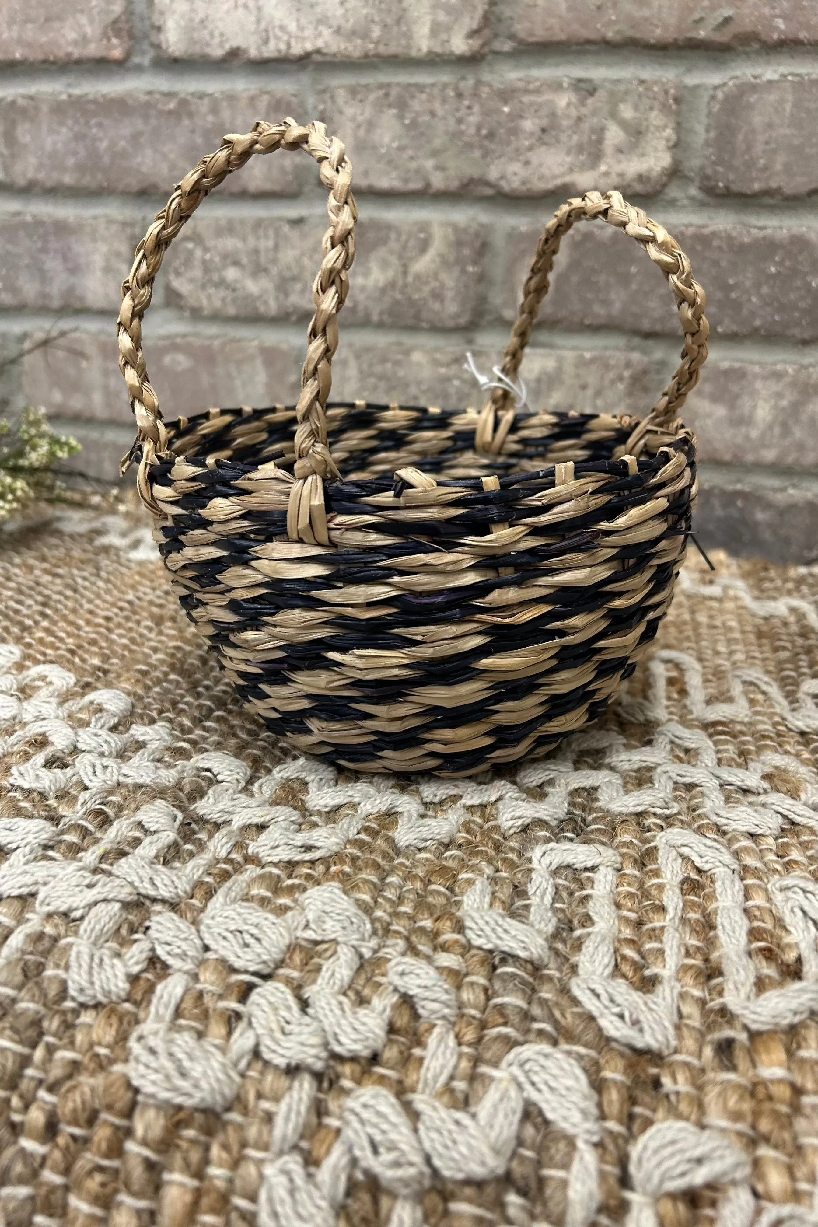 Medium Woven Seagrass Basket with Handles