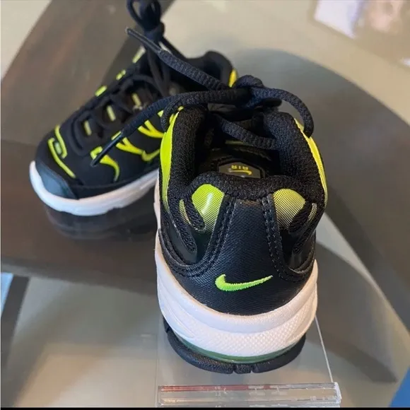Nike Air Max Plus Toddler Sneakers - SZ 5 C