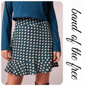 NWT B.O.G. Band of the Free Colette Mini Skirt Sz. M [8-10] Teal Diamond