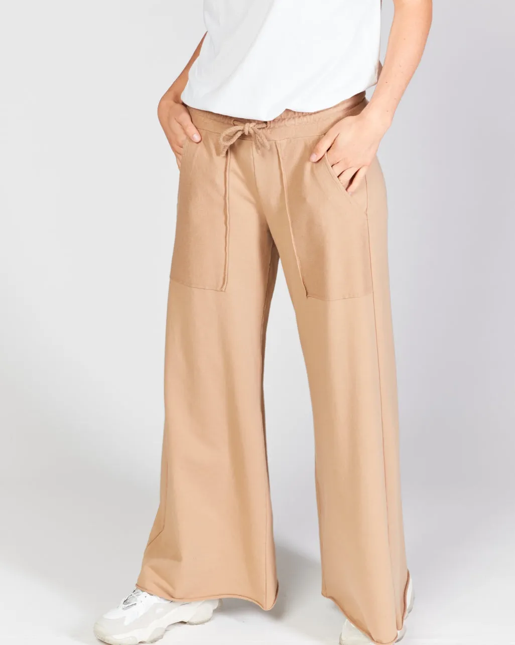 Oversized Pocket Sweatpants