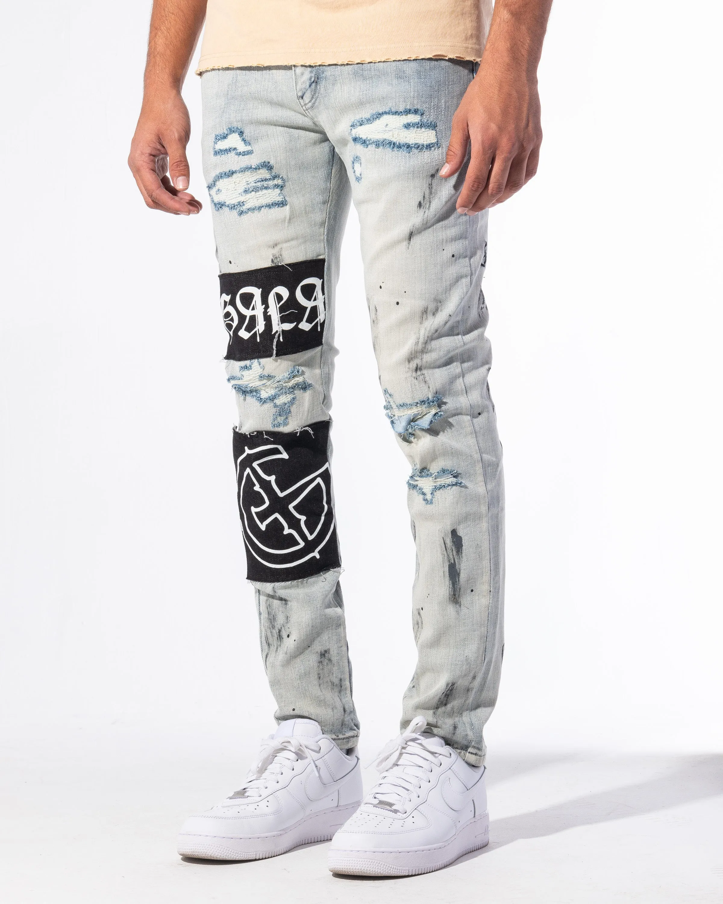 "DEAD OR ALIVE" DENIM (LIGHT BLUE)