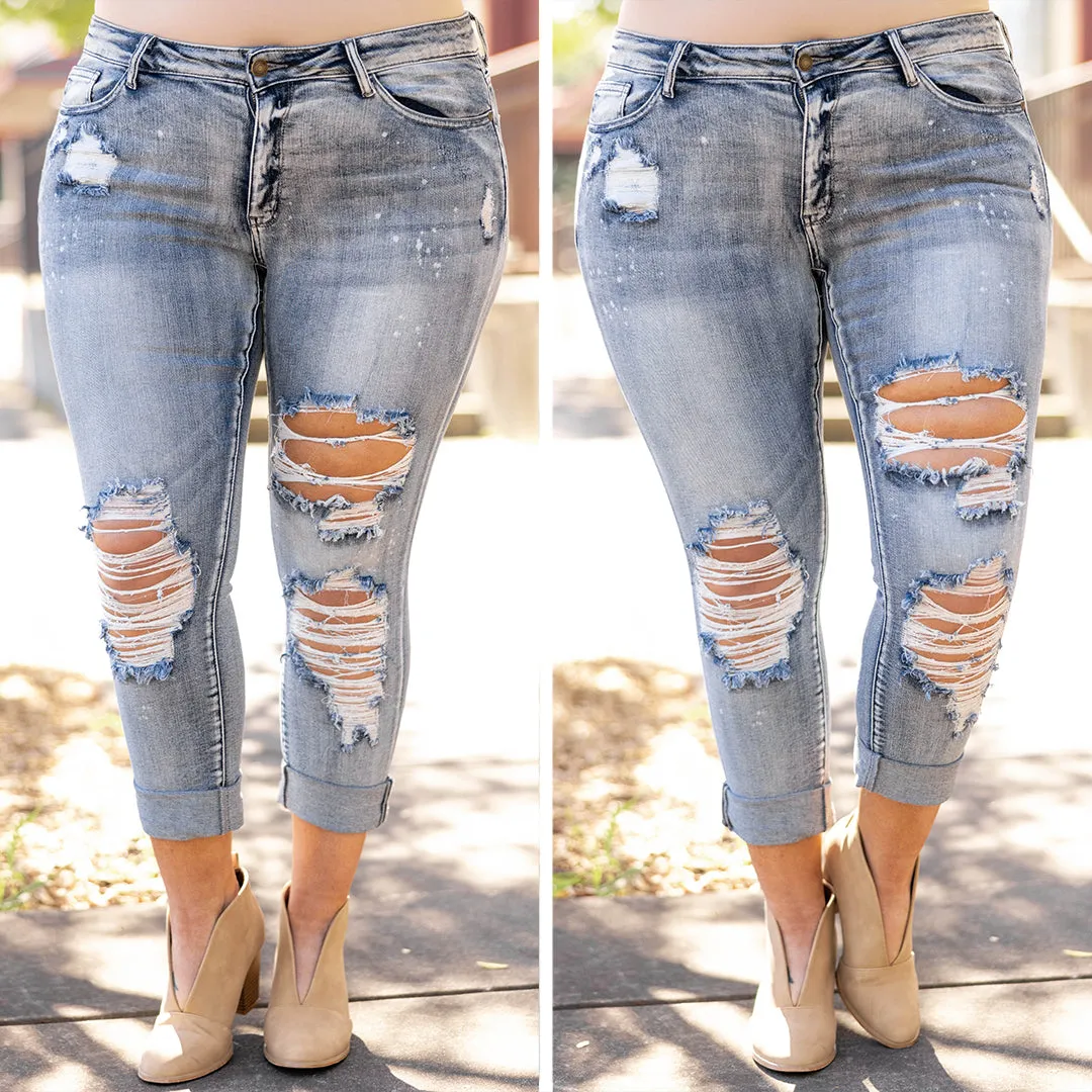 Stay Sweet Capris, Light Wash